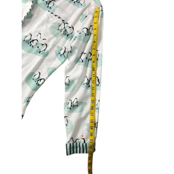 Munki Munki Button-Front Top & Bottom Penguin Print Pajama Set Size S - Picture 7 of 16